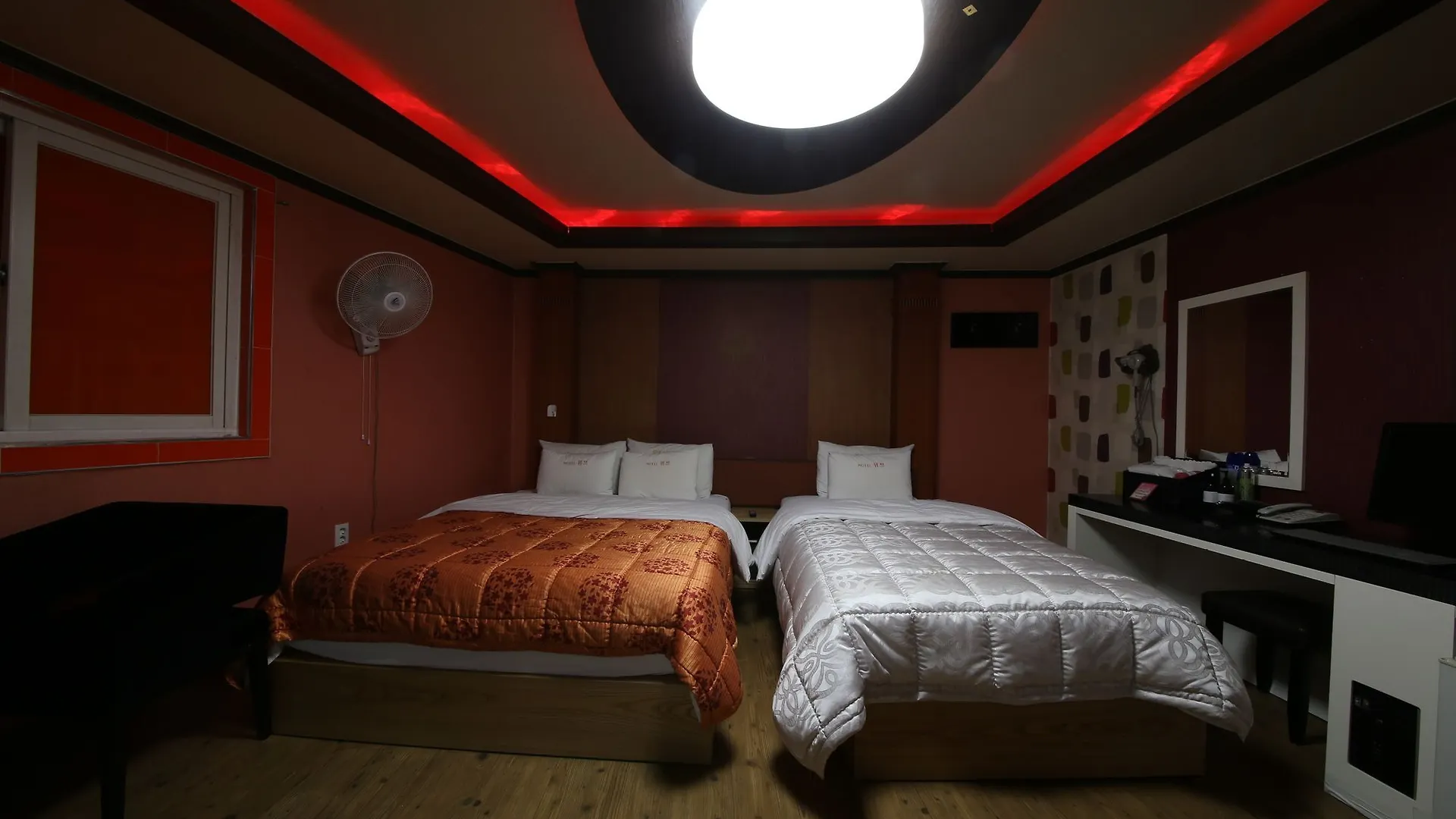 We'Ve Motel Busan