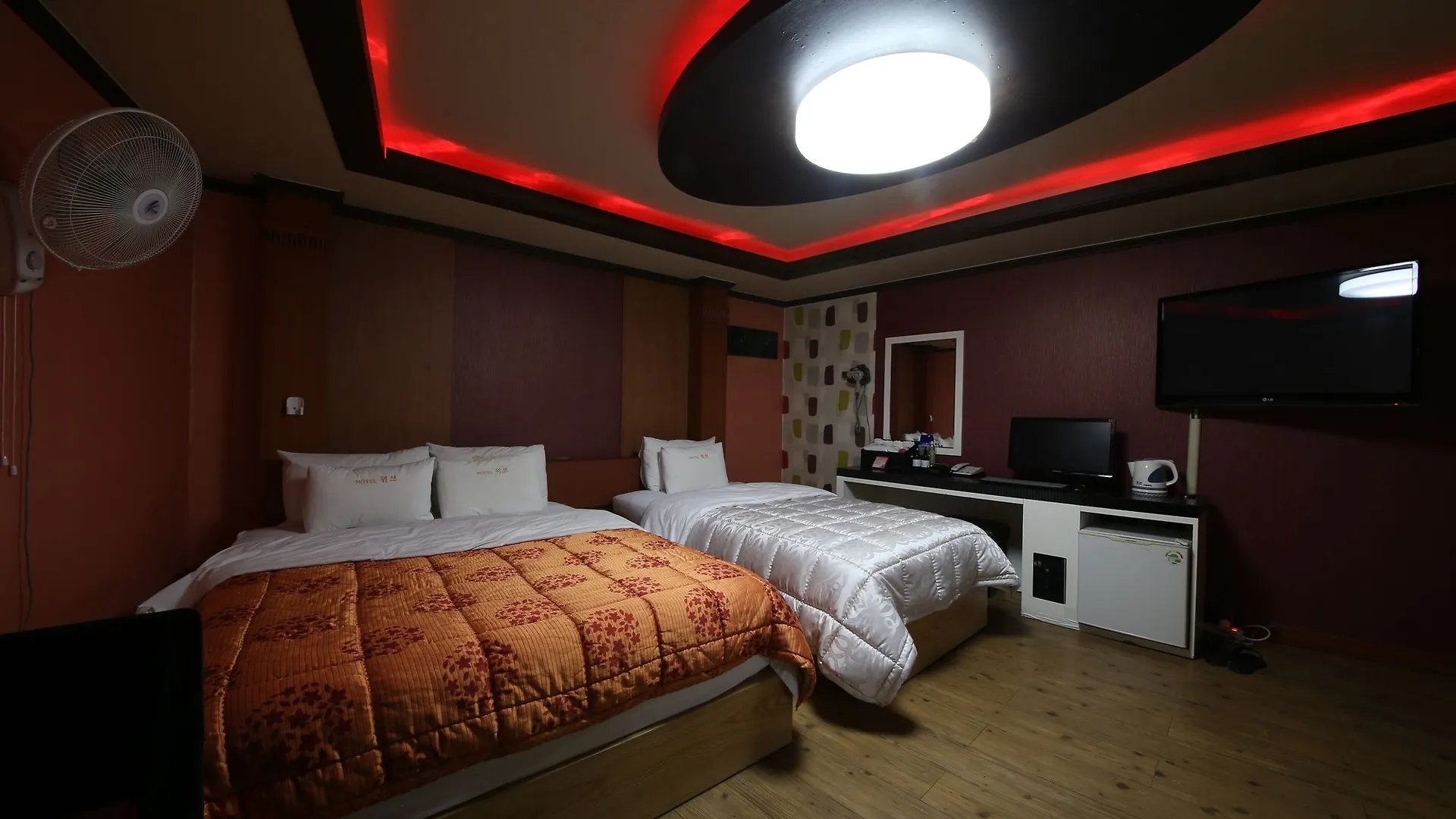 فندق We'Ve Motel بوسان